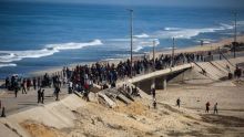 Gaza: des milliers de personnes marchent vers le nord après l'annonce du cessez-le-feu