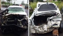 Une voiture réduite en amas de ferraille à Curepipe, le chauffeur épargné 