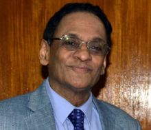 Vishnu Lutchmeenaraidoo présent à la réunion du Conseil des ministres