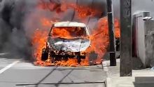 Bramsthan : une voiture ravagée par les flammes