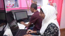 Télétravail : Quand les époux deviennent collègues de bureau