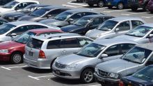 L'importation et la vente de véhicules de seconde main limitées aux concessionnaires agréés et enregistrés 