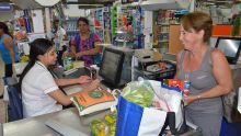 Supermarchés: ces alternatives aux sacs en plastique