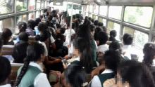 QEC: une collégienne dénonce un bus scolaire surchargé