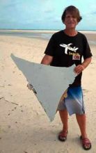 Disparition du vol MH370: le débris retrouvé à Rodrigues relance les spéculations