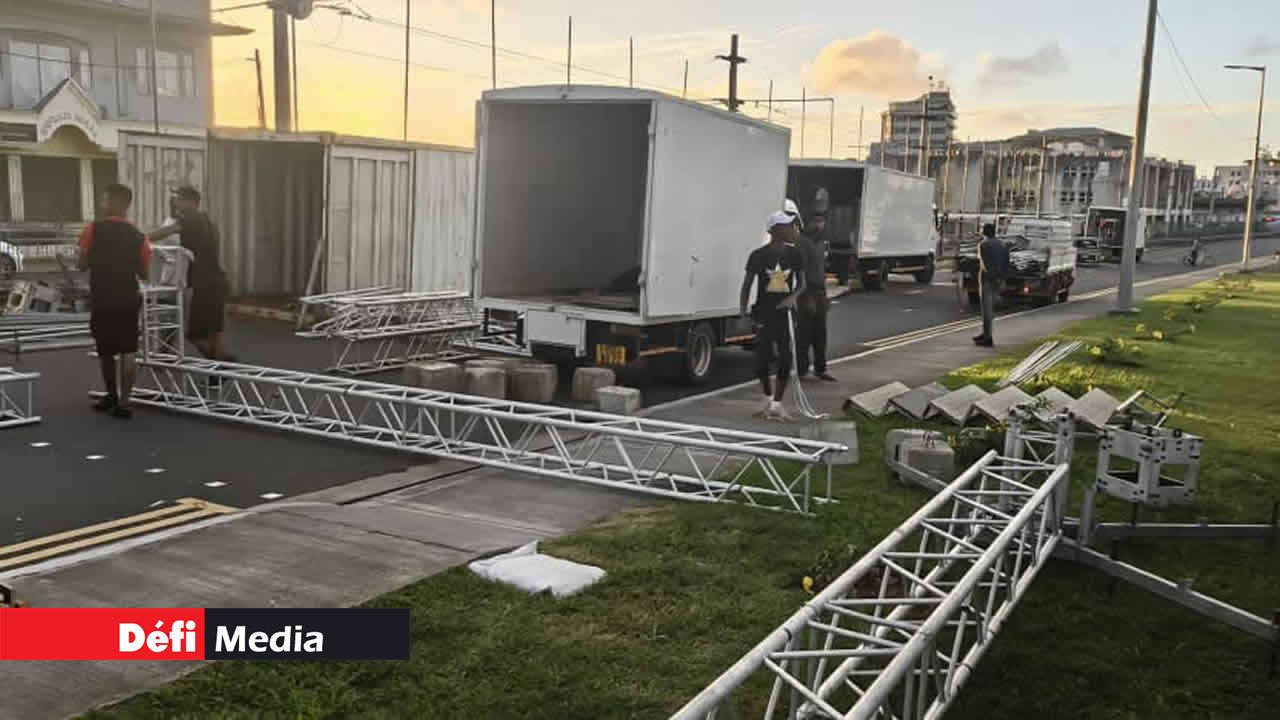 A Vacoas, on était mobilisé depuis la fin d’après-midi pour que tout soit fin prêt ce matin pour accueillir le meeting de l’Alliance Morisien.