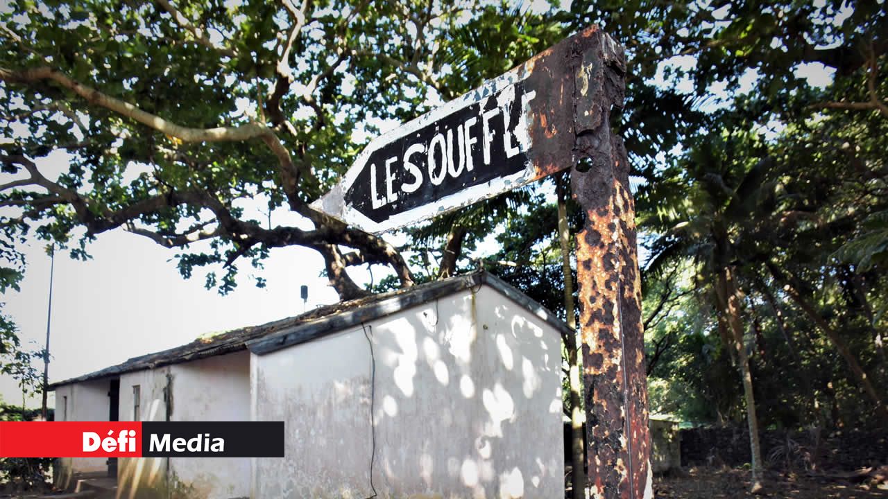 La pancarte indiquant Le Souffleur. Le Souffleur