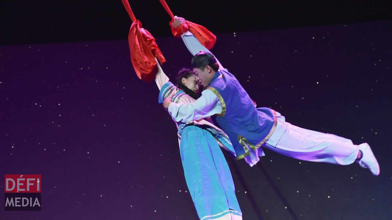 Il prend un nouvel envol. Kung Fu