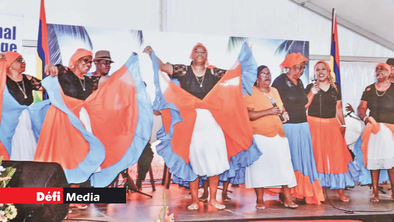 La danse traditionnelle du séga tambour, un art unique des Chagos.