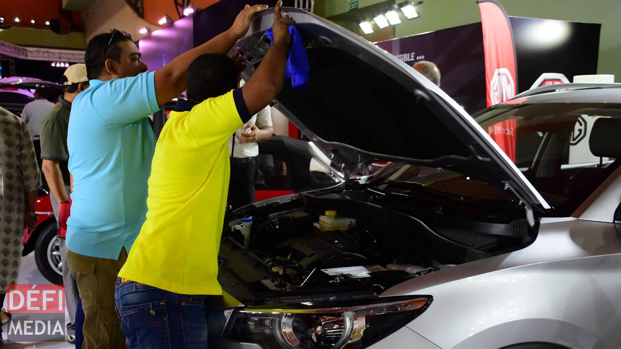 Photo Marjoreland Potiah Salon de l'Automobile