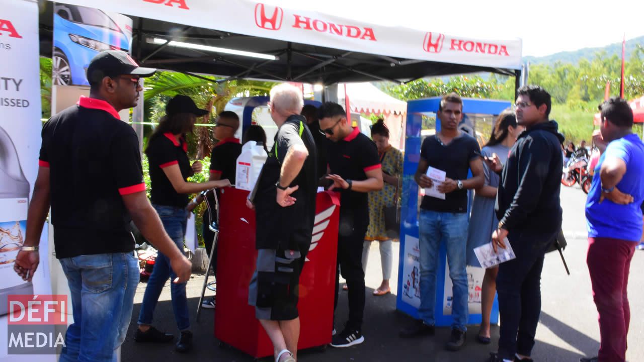 Photo Marjoreland Potiah Salon de l'Automobile