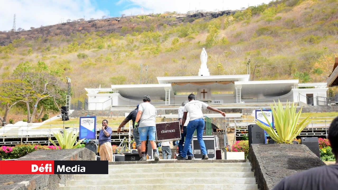 Préparatifs en marge de la venue du pape François