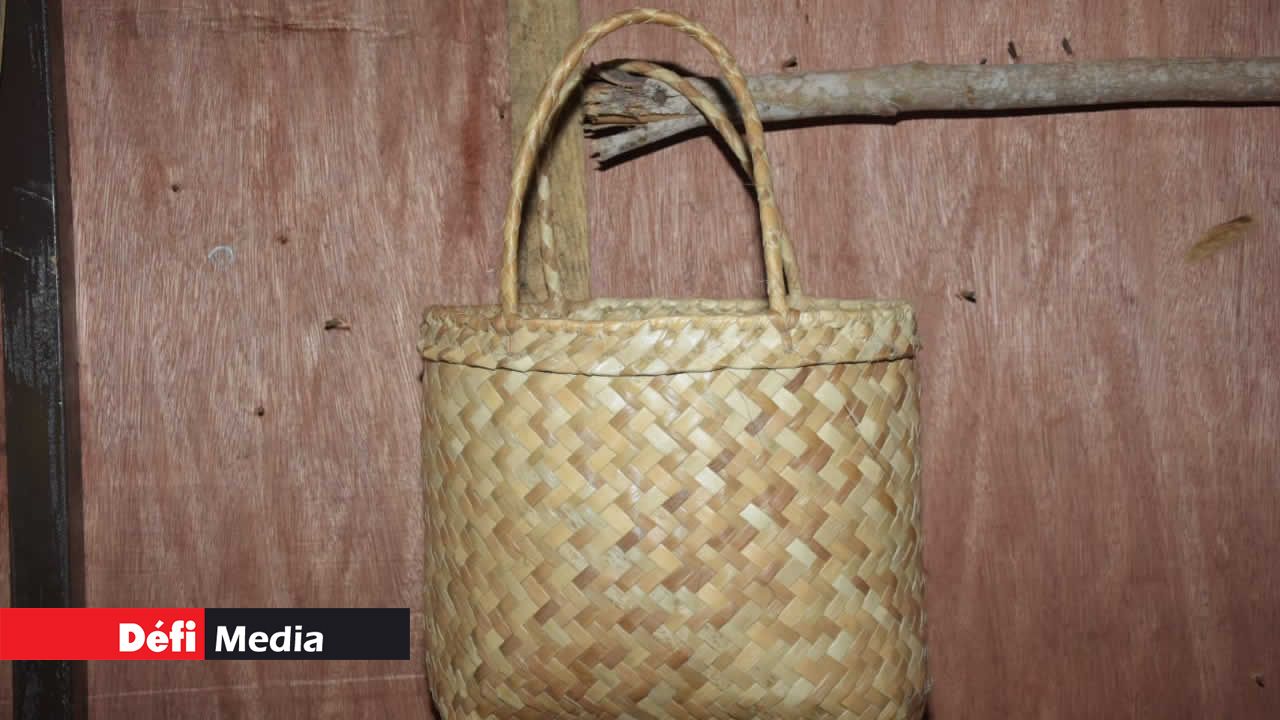 La « tente vacoas»,indispensable. Cinéma