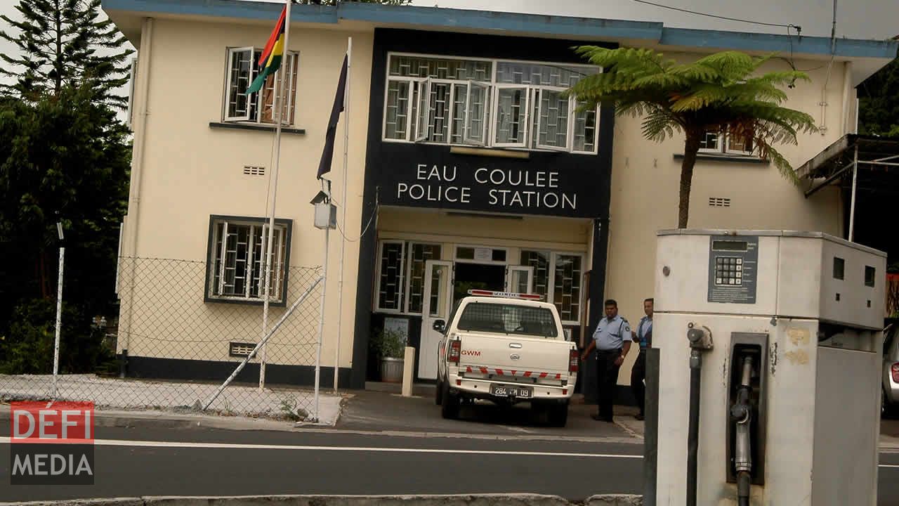 Poste de police de Eau-Coulée