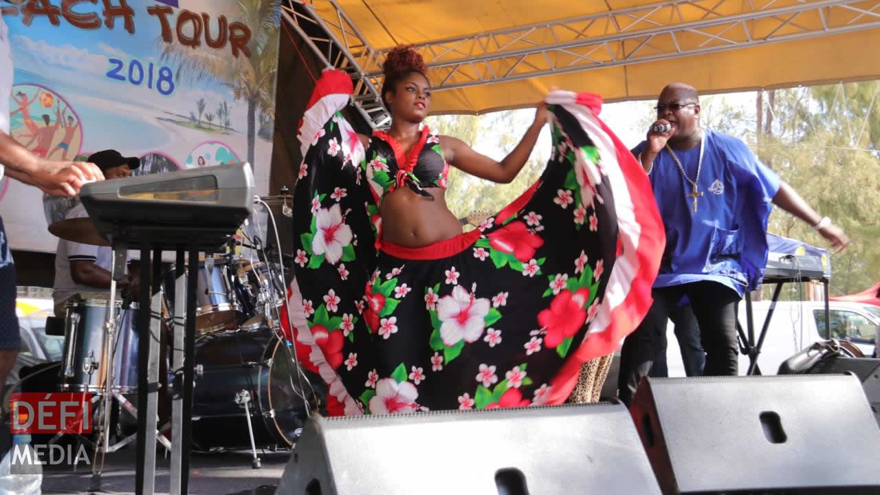 Le séga a été fortement apprécié. Le séga a été fortement apprécié.