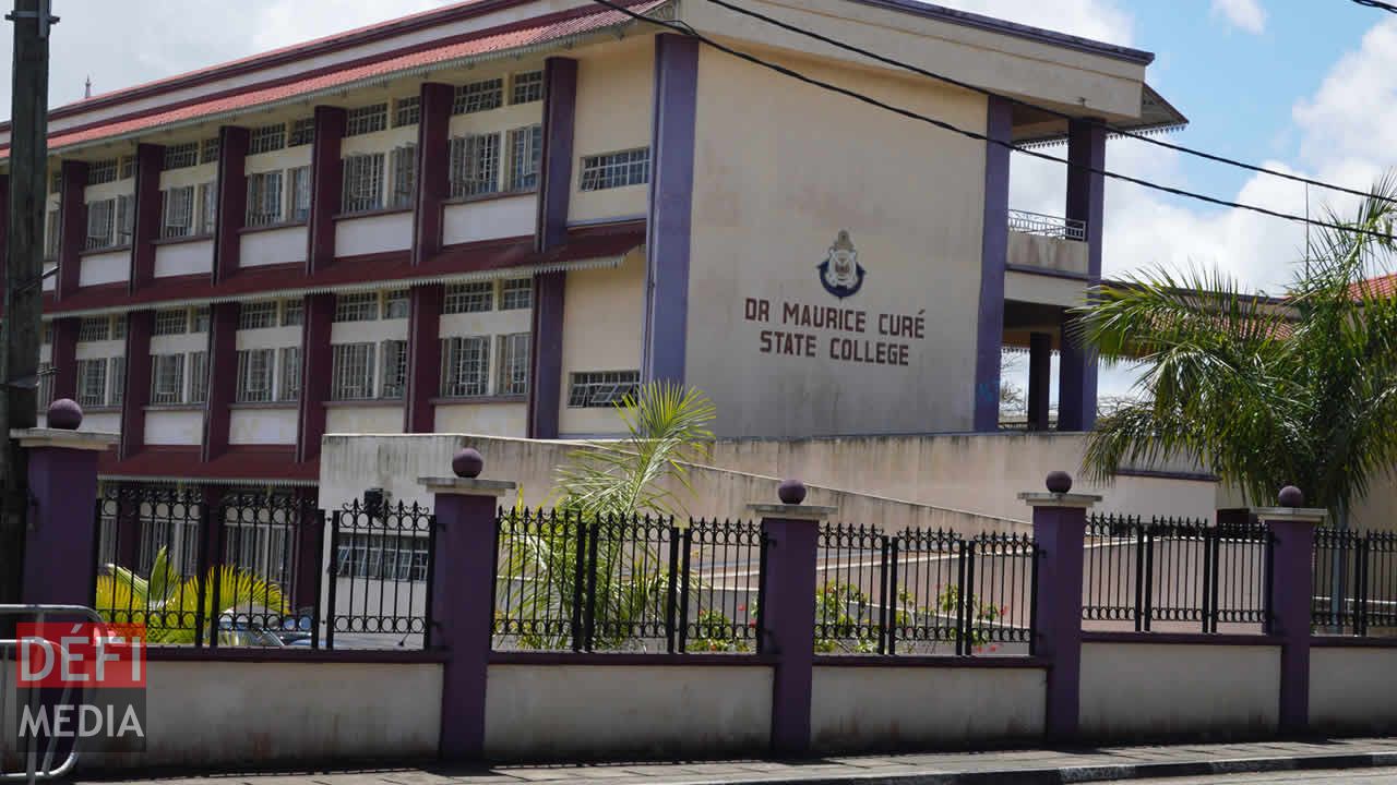 Collège Dr Maurice Curé
