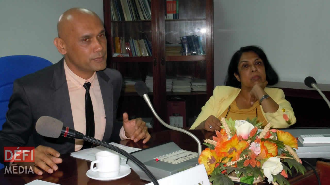 Le Dr Jagutpal et le Dr Veenoo Basant Rai.