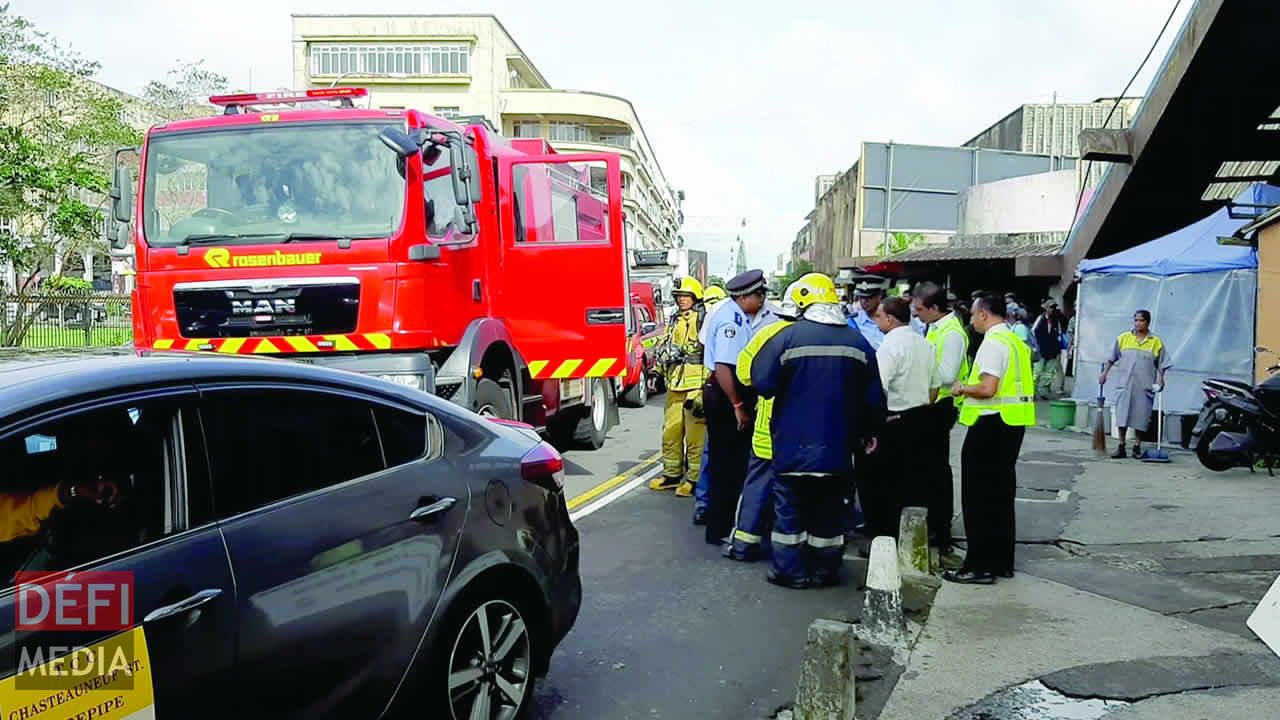 Halte au marché de Curepipe. Simulation d’incendie