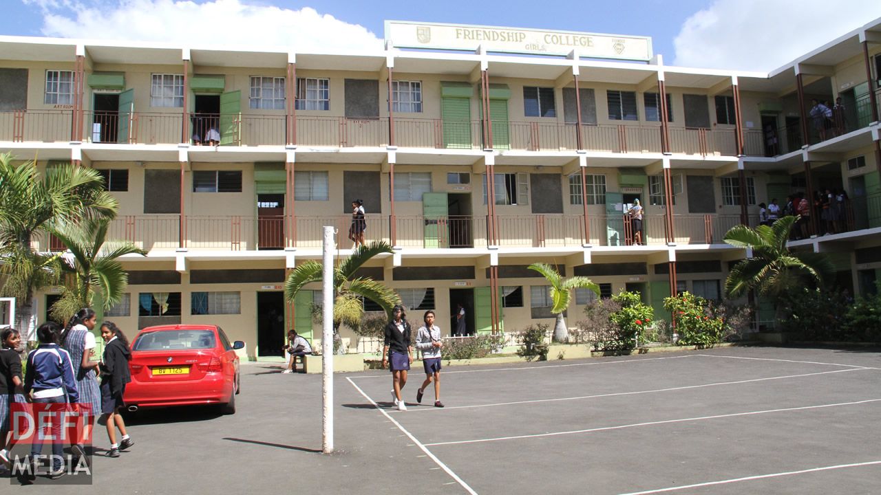 Le Friendship College filles