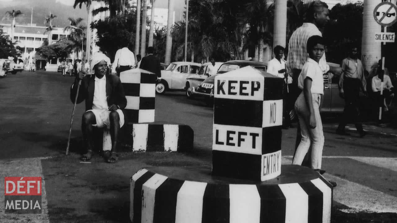 La Place d’Armes dans les années 60. La Place d’Armes dans les années 60.