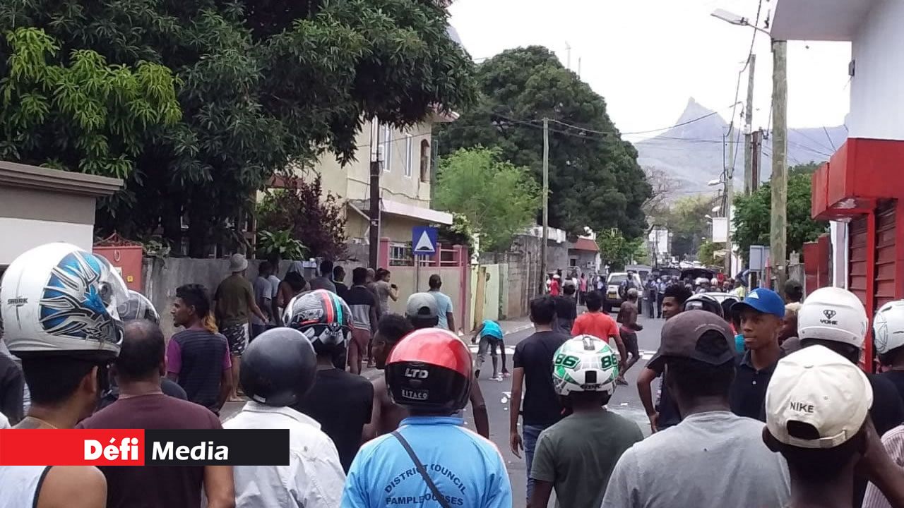 Route Cocoterie, Sainte-Croix