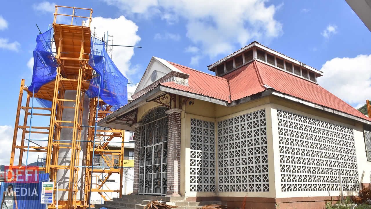 à la Butte près de l’ancien Bazar.
