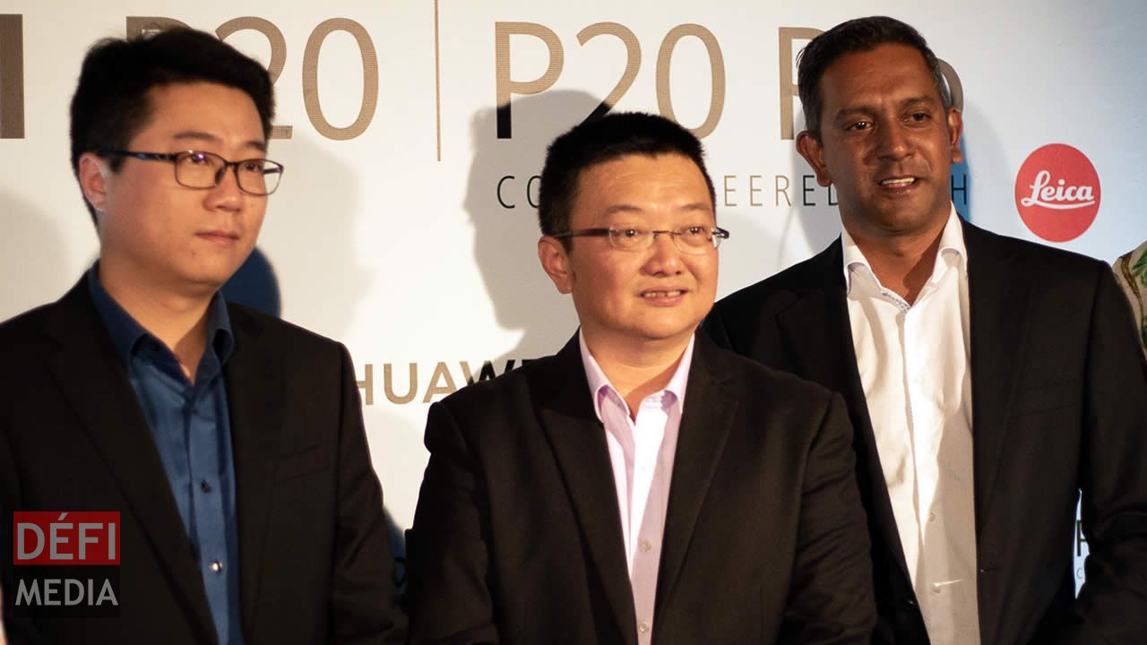 Ian Liyang, Zhao Likun et Harvin Appadoo.