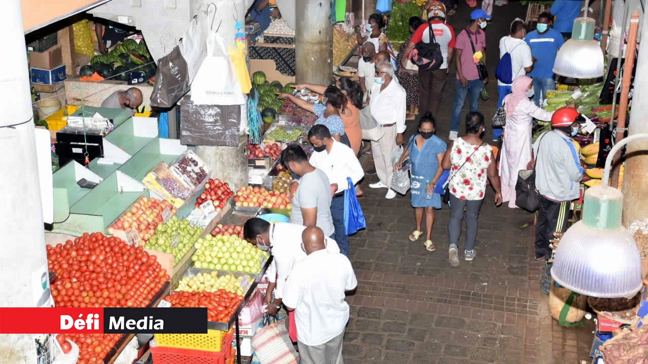 Les maraîchers se plaignent des clients touche à tout.