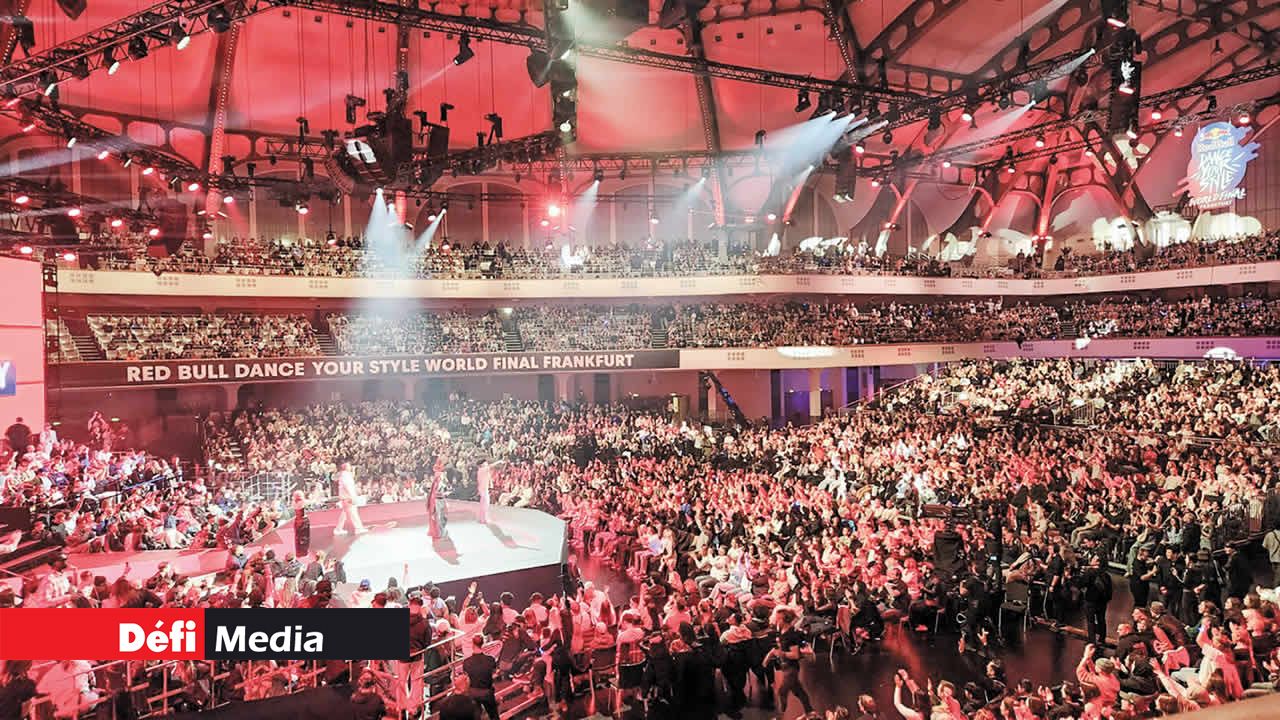 La finale de la compétition internationale s’est déroulée sur la scène du Festhalle, une salle de concert prestigieuse.