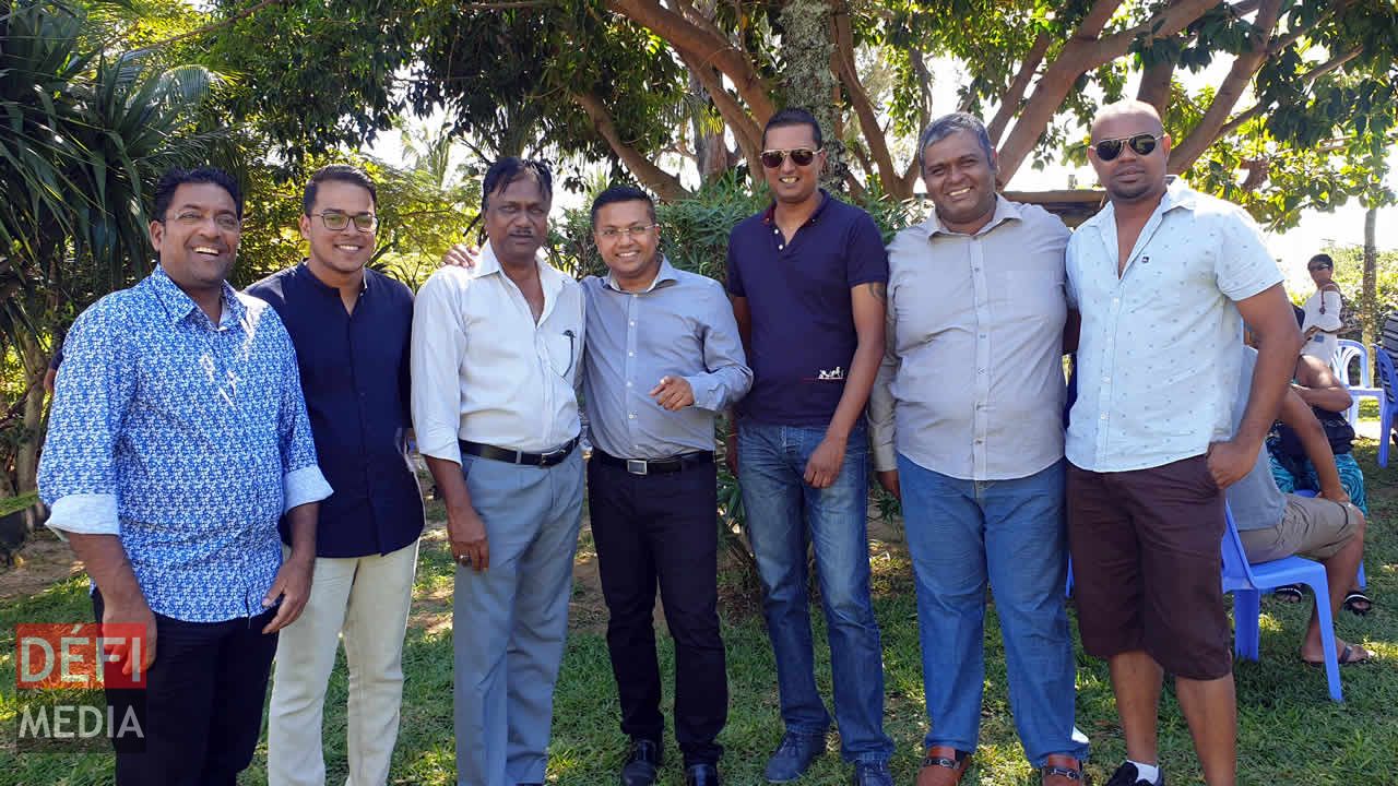 L’état-major des Bleus était présent à Grand-Gaube. sir Gaëtan Duval