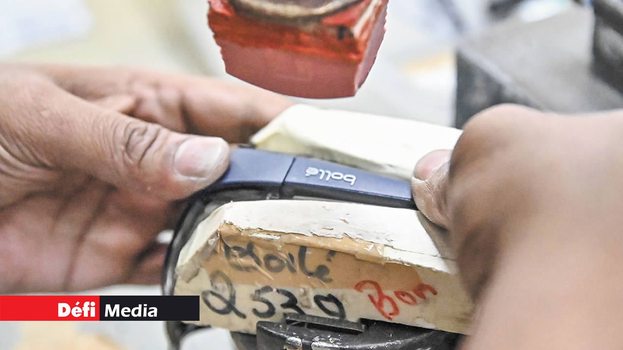 Les branches sont imprimées selon le motif et design du client.