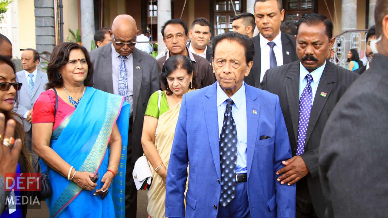 Le ministre Mentor sir Anerood Jugnauth et son épouse étaient eux aussi présents. Garden Party