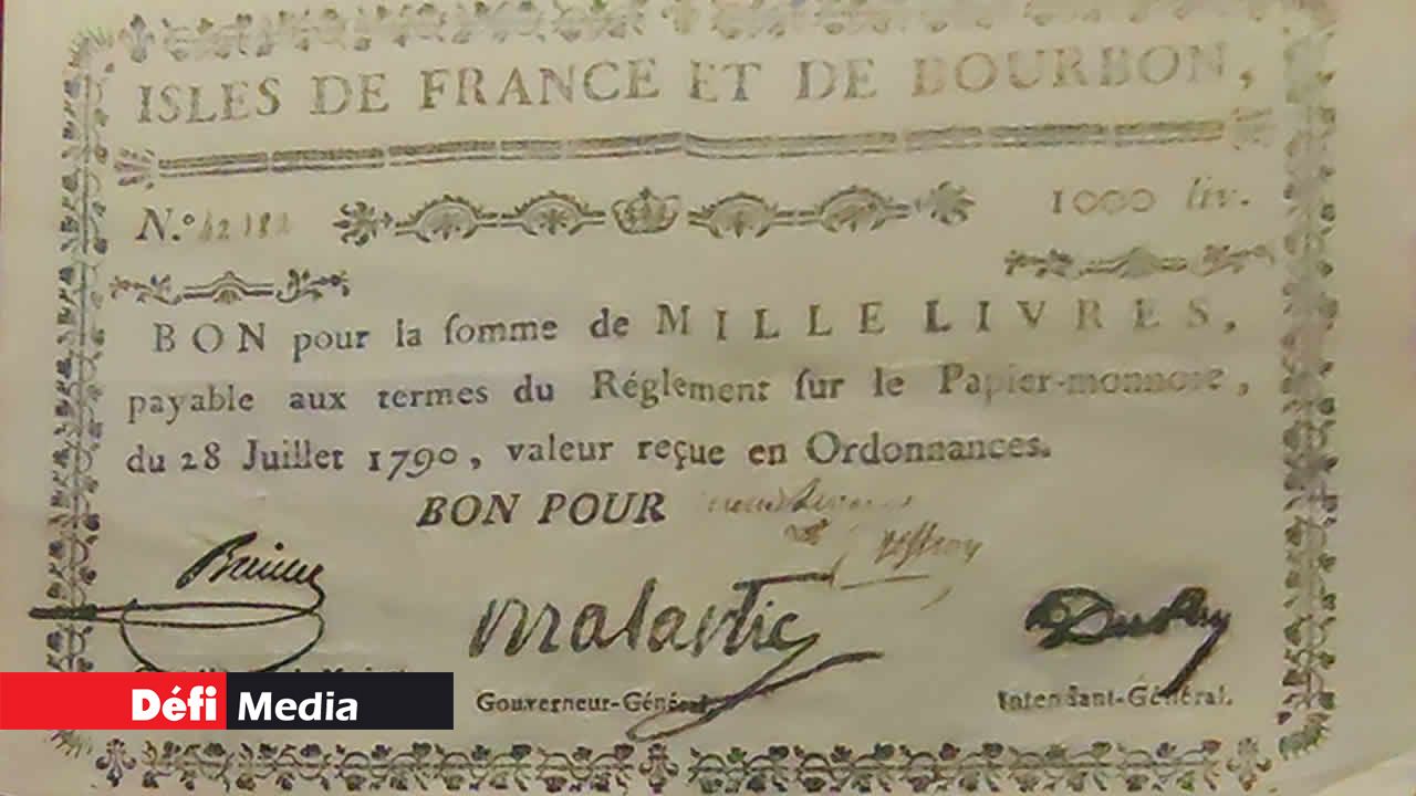 Un bon au porteur (NdlR, titre financier anonyme) émis sous le règne du gouverneur Malartic en 1790, d’une valeur de 1000 livres.