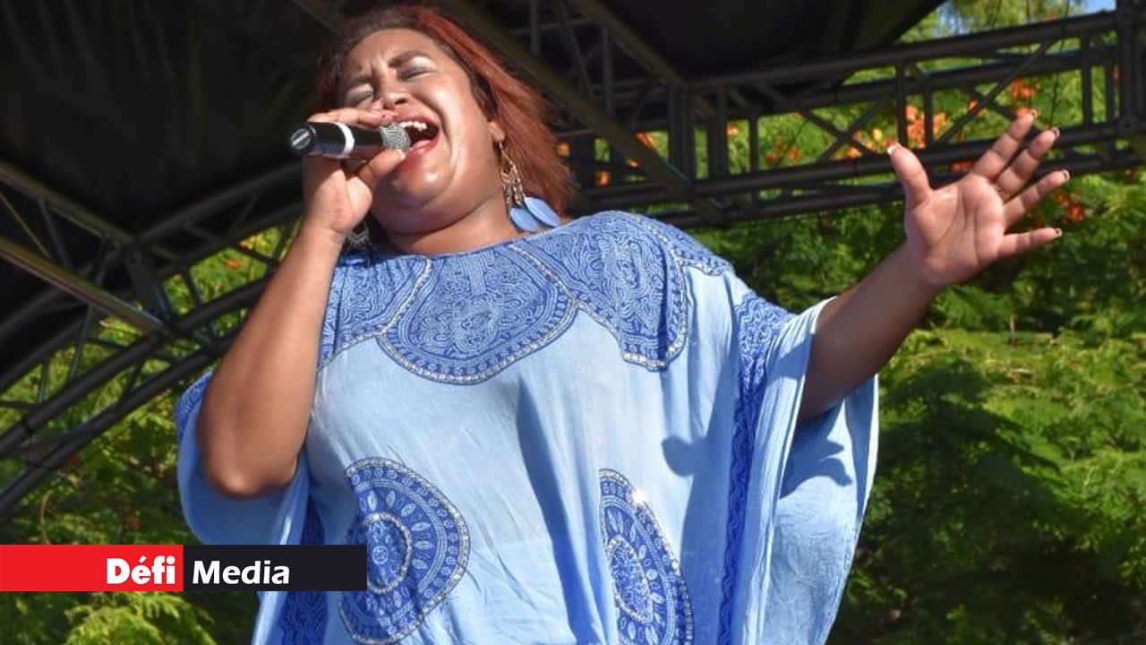 Vanessa Matthews un des artistes participant au Beach Tour. Beach Tour 2019