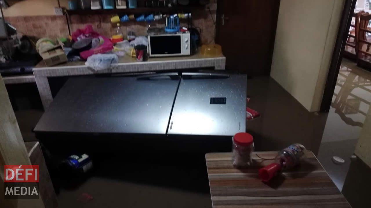 Le frigo est sur le dos. Dimanche pluvieux