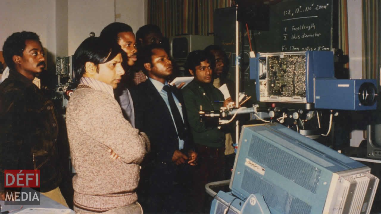 1981 : Toujours en Allemagne, visite à l’usine Bosch (à droite, Seeneevassen Sunassee, du département engineering de la MBC).