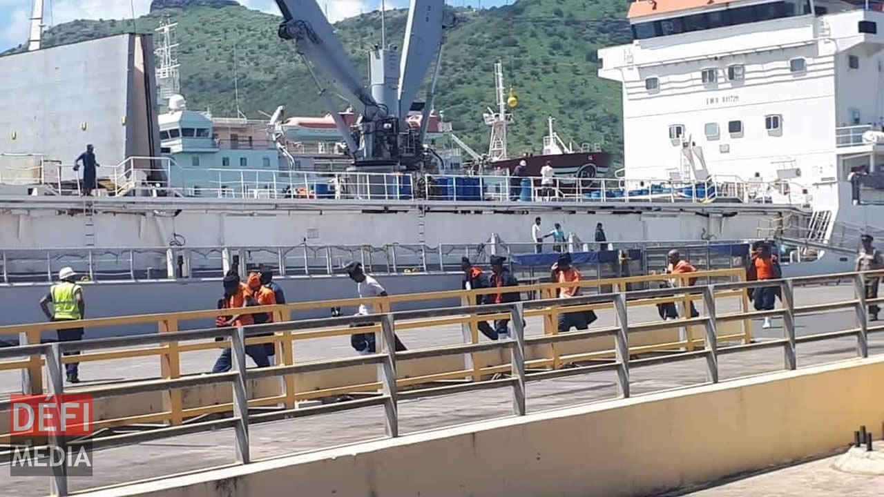 Le sujet divise : des détenus peuvent-ils travailler dans la zone portuaire ?