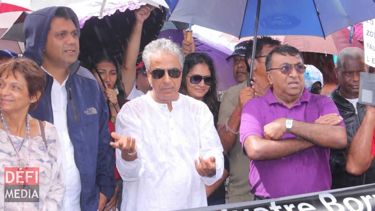 Photos : Suraj Tataree