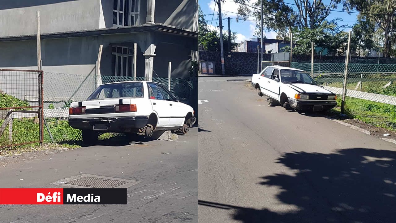 Voiture abandonnée