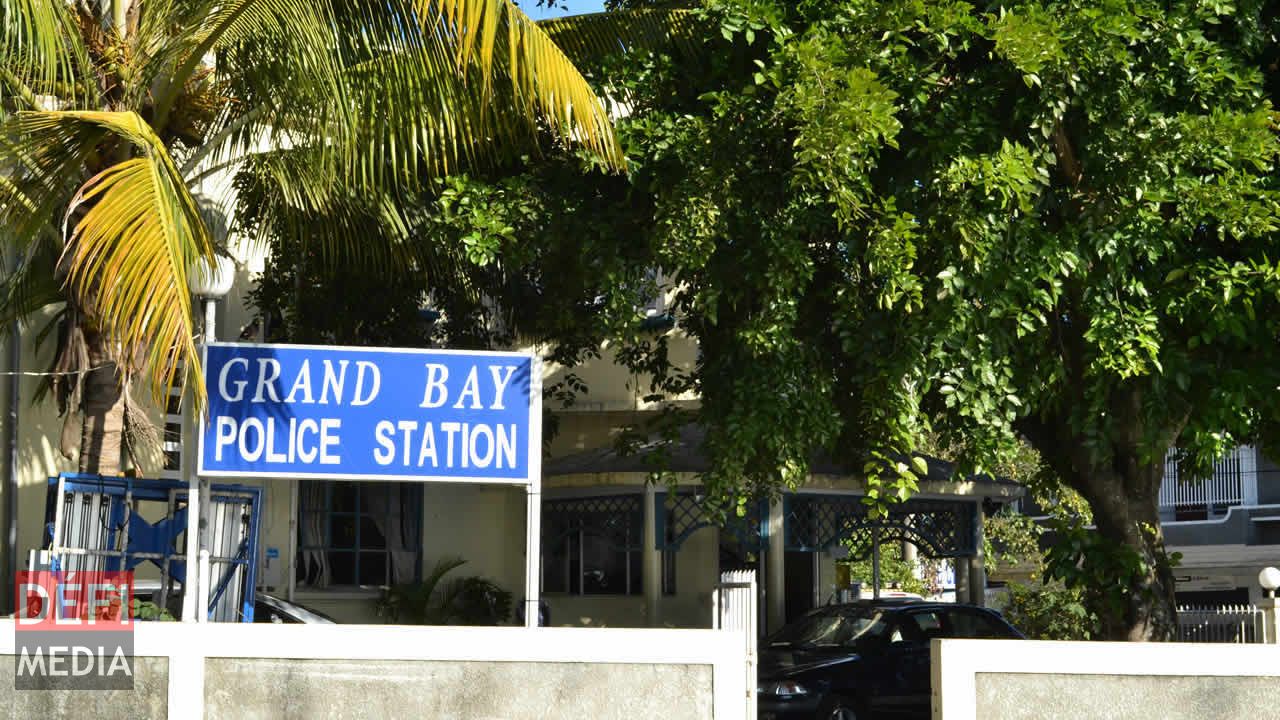 station police grand baie