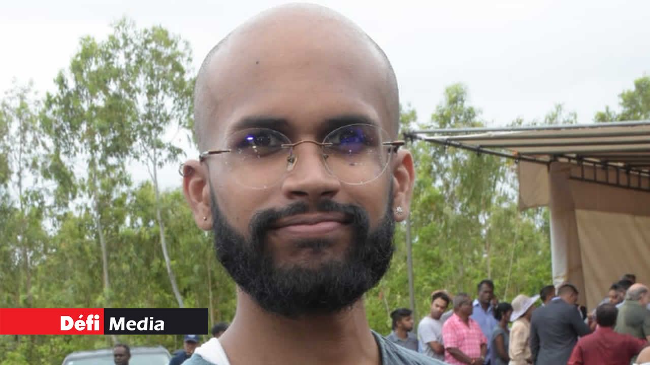 Kensley Suddoo a confectionné les costumes des années 1920-1930. SAJ