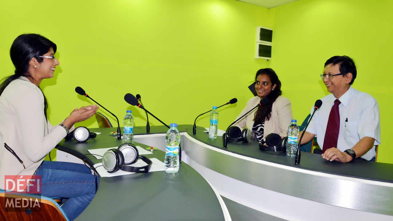 Le Dr Amna Khaidoo et Gaëtan Li étaient les invités de Caroline et de Jean-Marie.