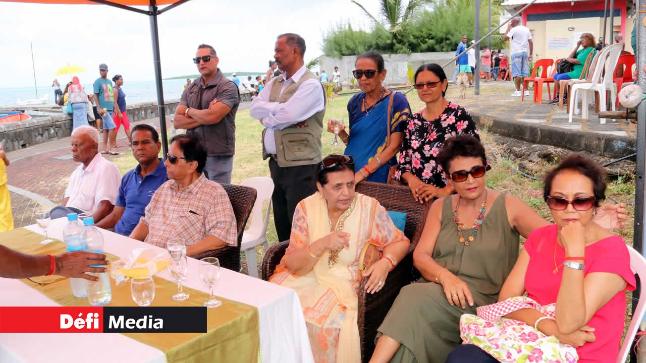 Présence de sir Anerood et son épouse lady Sarojini Jugnauth. Régate