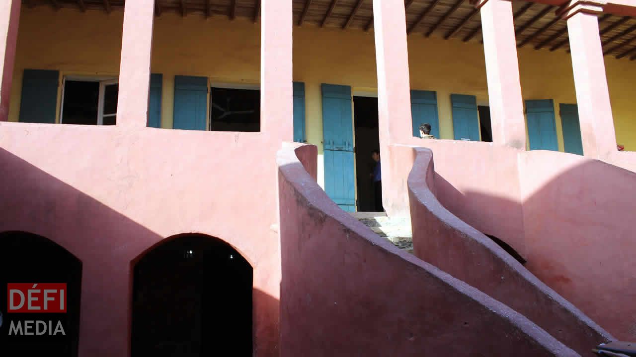 L'architecture de la maison des esclaves est impressionnante. La Terenga