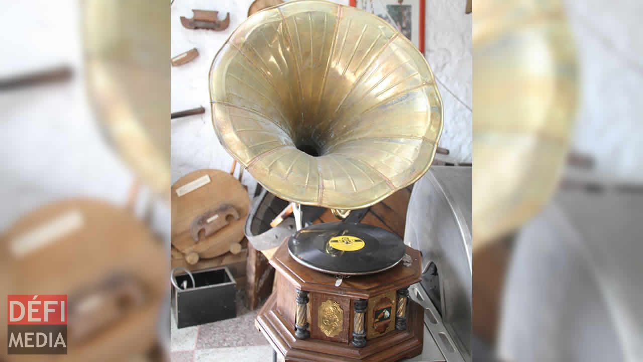 Le gramophone faisait danser nos aînés lors des Bal rann zarico. Invitation au voyage dans le passé