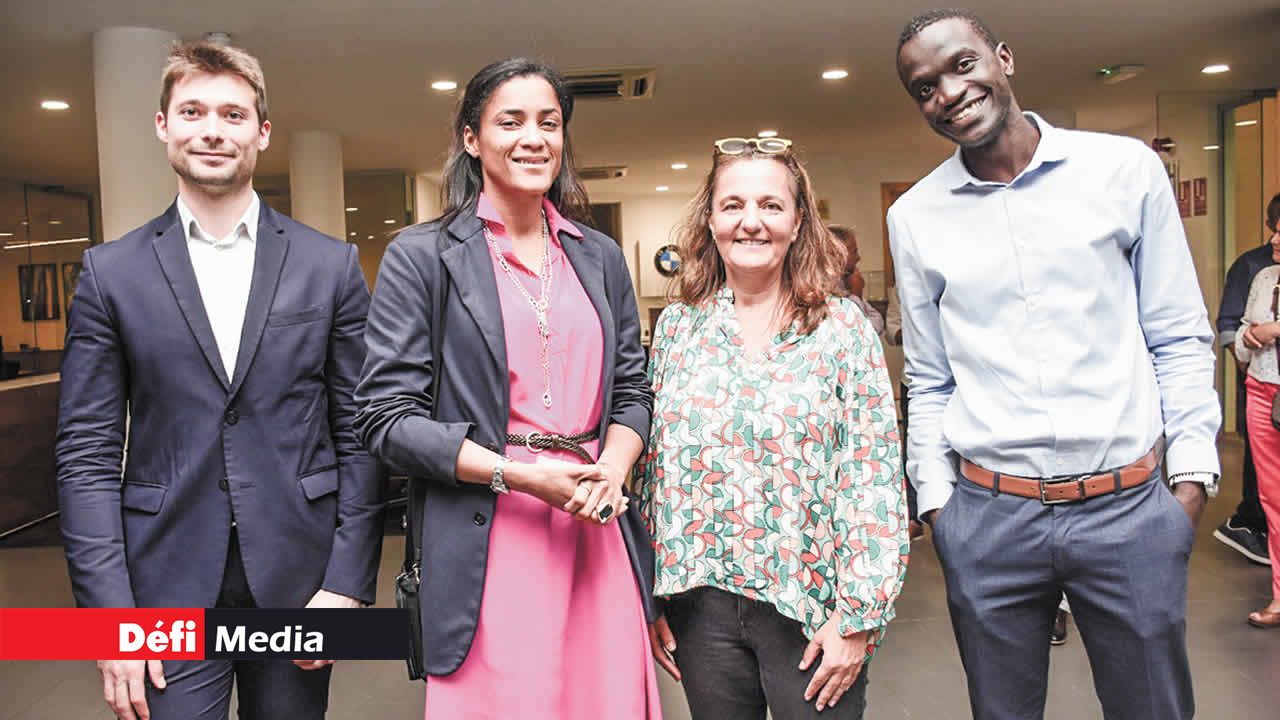 Raphael Beoletto d’Ernst & Young ; Nadia Sabin d’Ernst & Young ; Virginie Quevauvilliers de Leal & Co. Ltd ; et Jérôme Djiba de Leal Réunion.