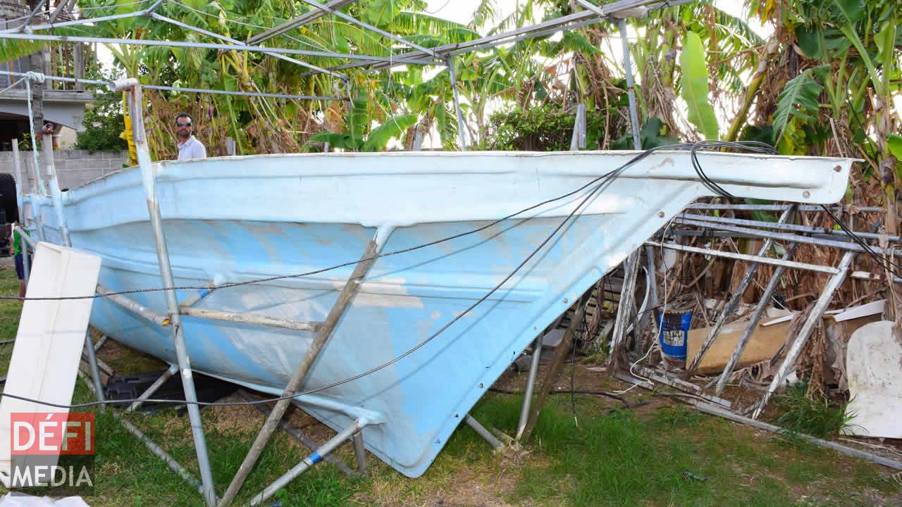 9. Le moule complet d’une coque de bateau. Ridgy