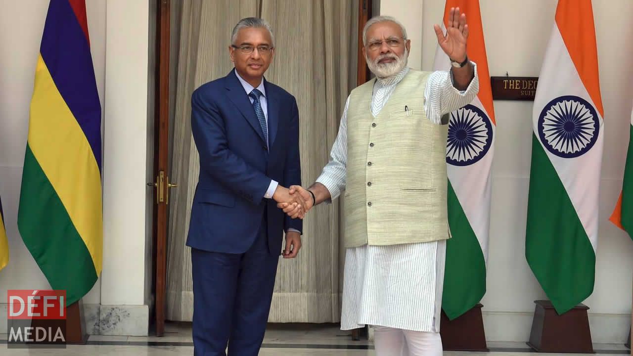 Le Premier ministre Pravind Jugnath avec son homologue Narendra Modi.