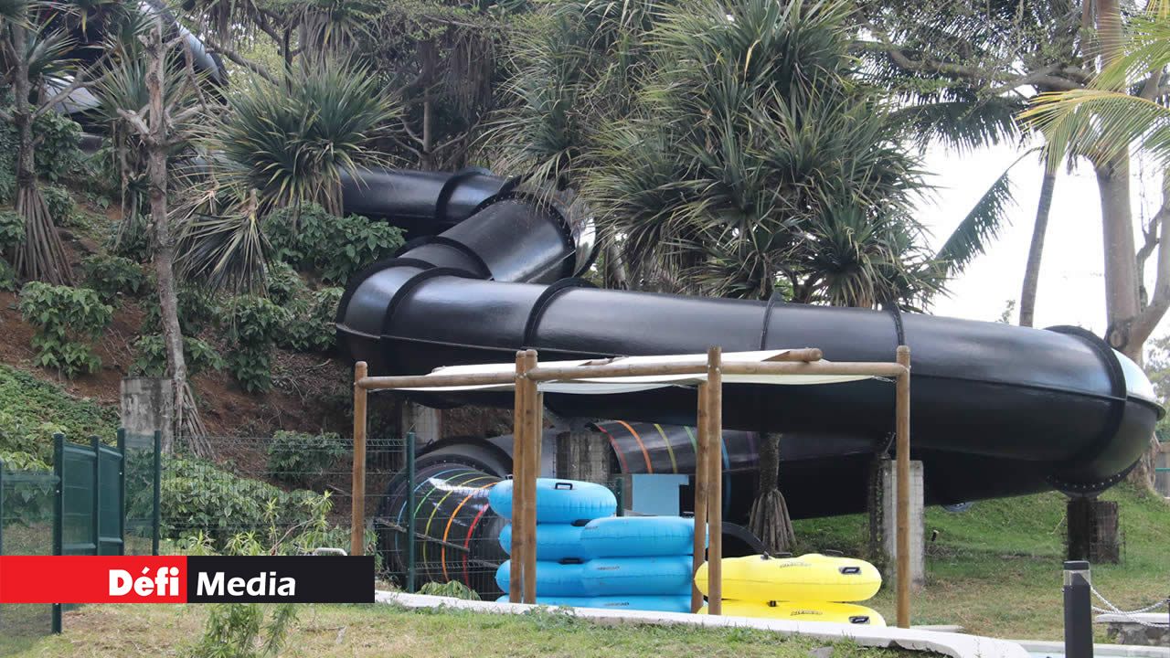 Le black hole, aussi appelé le trou noir, a été refait et il ne sera pas comme auparavant. Il sera désormais un peu éclairé. Il est maintenant aux normes requises. Le black hole, aussi appelé le trou noir, a été refait et il ne sera pas comme auparavant. Il sera désormais un peu éclairé. Il est maintenant aux normes requises.