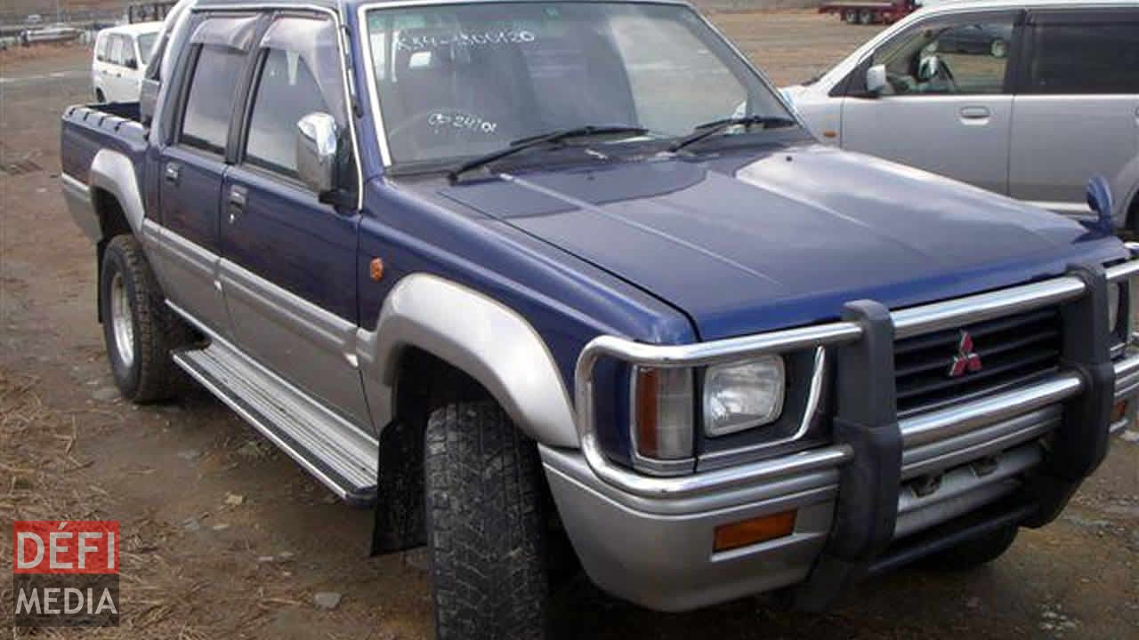 Mitsubishi Strada